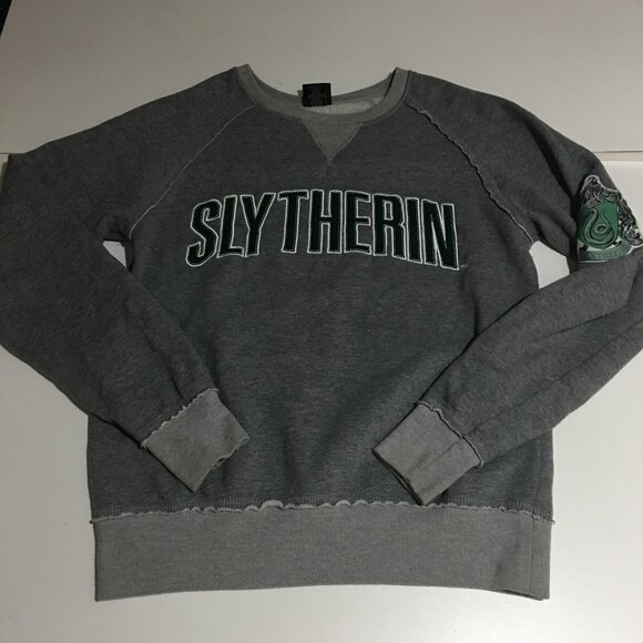 Harry Potter Slytherin Universal Studios Mens Small Gray Sweatshirt Crewneck - Picture 1 of 9